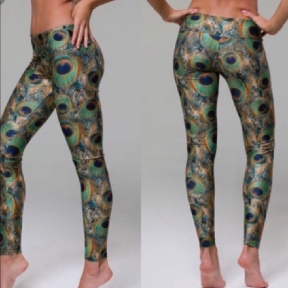 Onzie Peacock Full Length Work Out Leggings S/M
